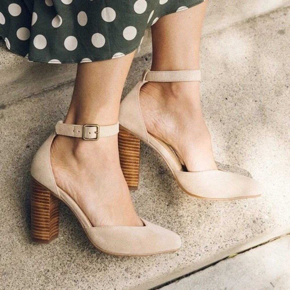 Soludos Collette Sand Nude Suede Block Heel Pumps Size 9.5